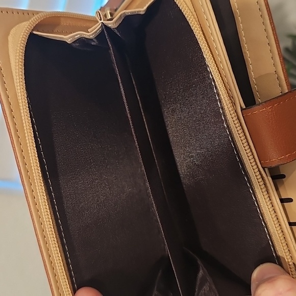 NWOT Vagabond Goods Brown Wallet - Picture 5 of 5